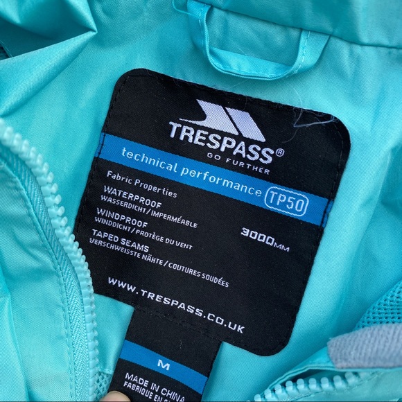 Trespass Waterproof Windbreaker - Picture 3 of 7